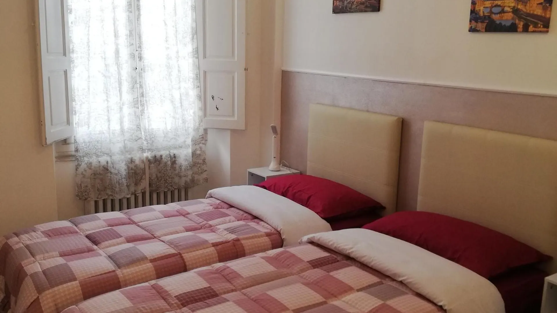 Emerald Guest House Florence