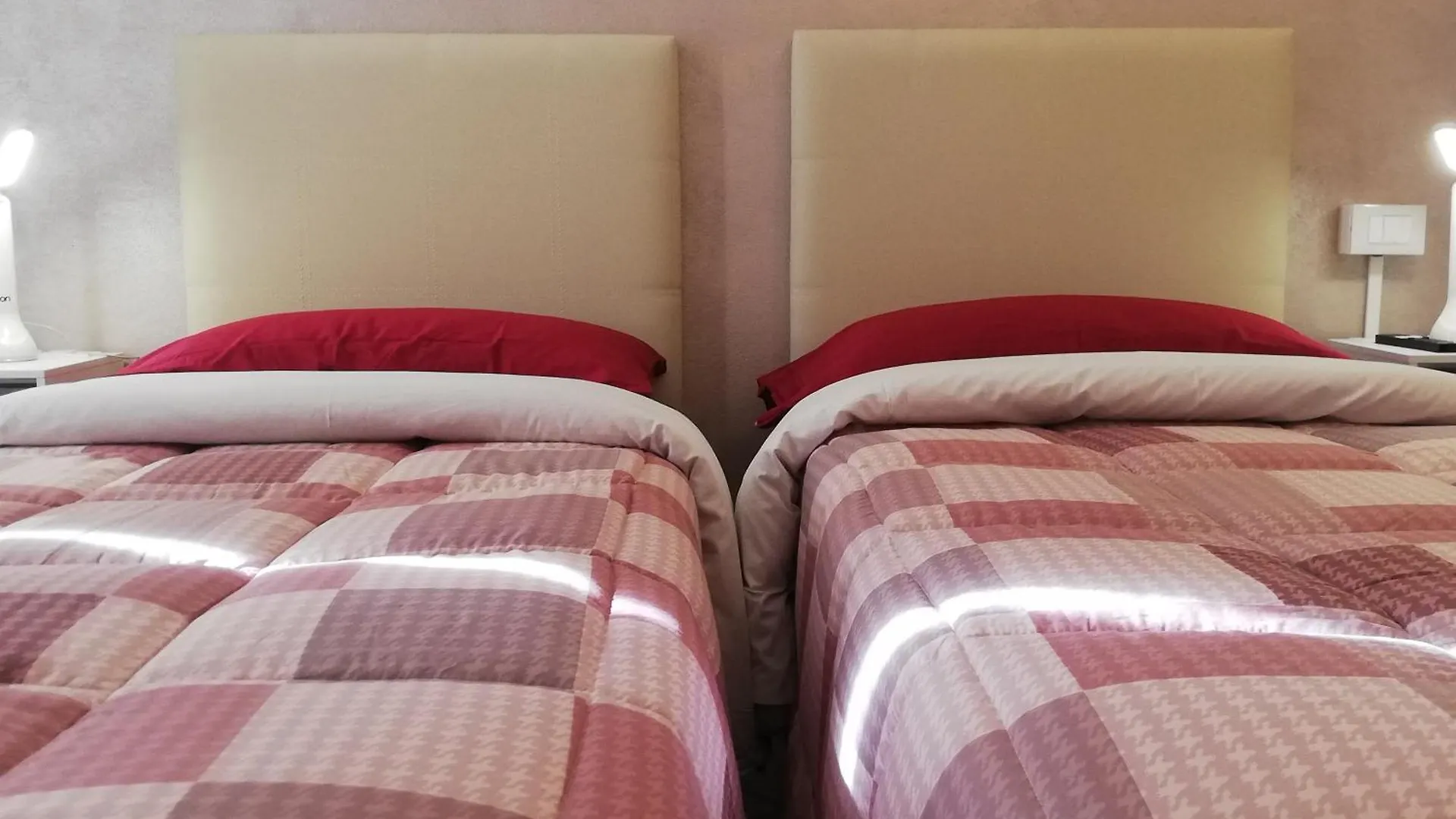 Emerald Guest House Florence